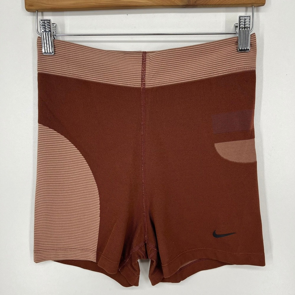 Nike Tech Pack Women Seamless Training Shorts Terracotta AR6702-250 Size M